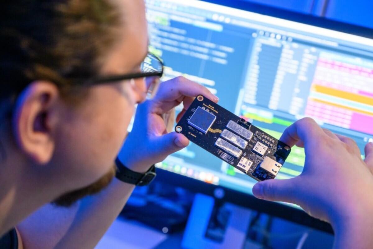 vehículo espacial de pruebas con sensor cuántico