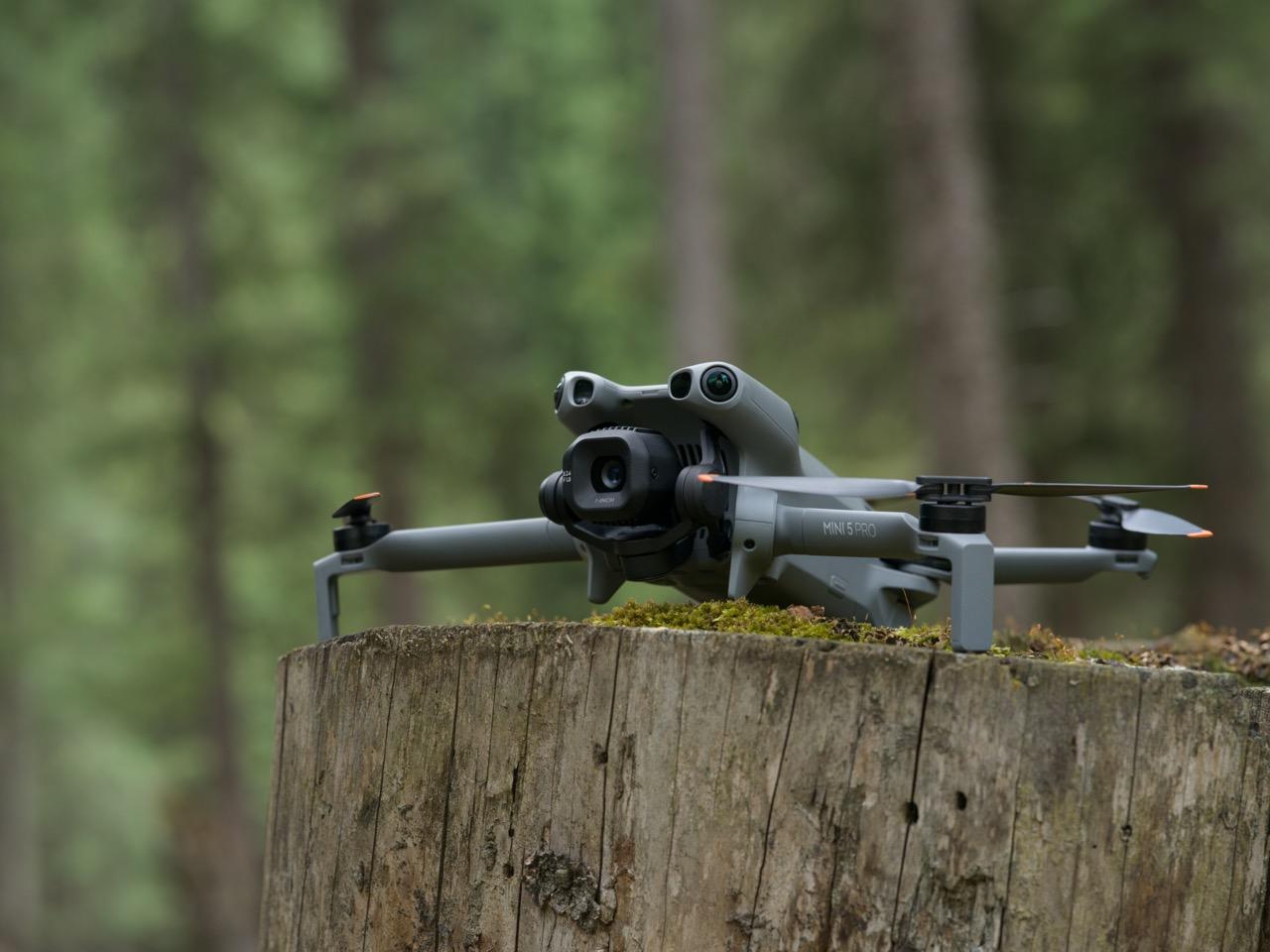 Dron mini con LiDAR y detección omnidireccional