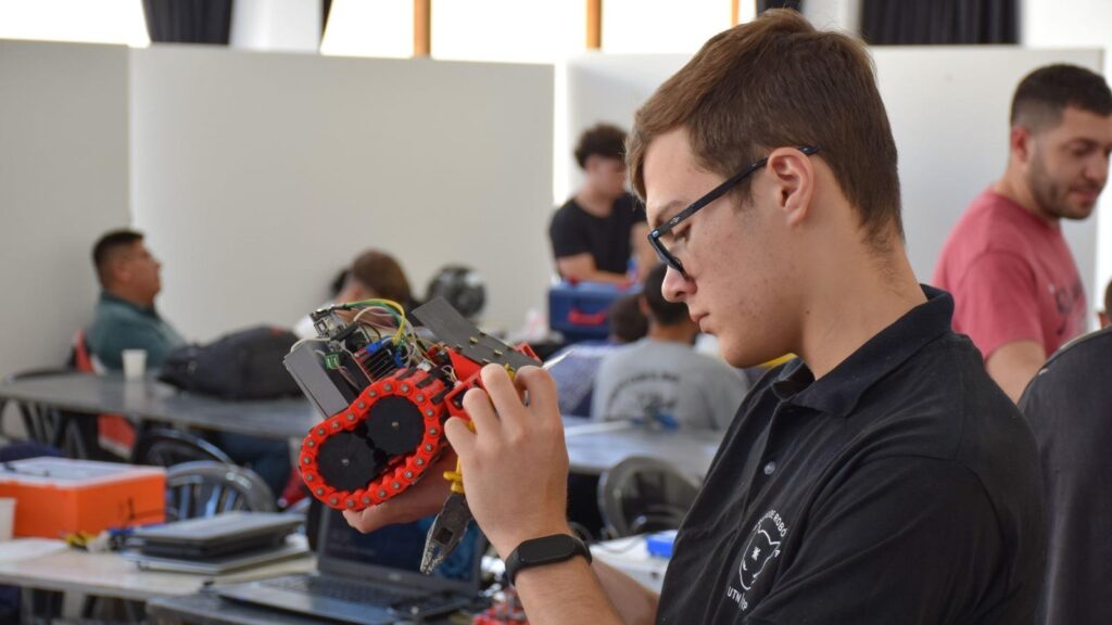 taller de robótica para estudiantes secundarios