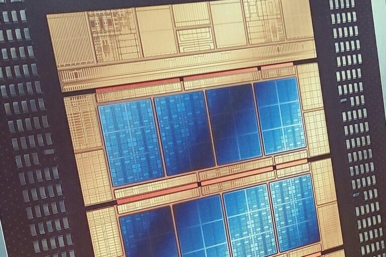 Intel presenta Clearwater Forest: la nueva generación Xeon 6+ con arquitectura 3D y proceso Intel 18A