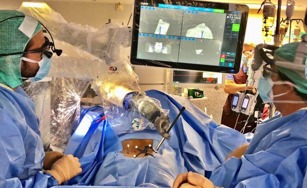 robot navegacion columna vertebral