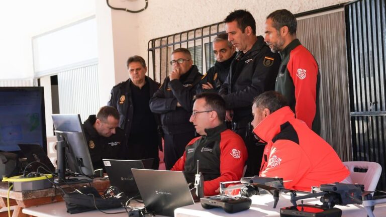 Ukuhlanganiswa kwama-drone eziphuthumayo emphakathini waseValencian