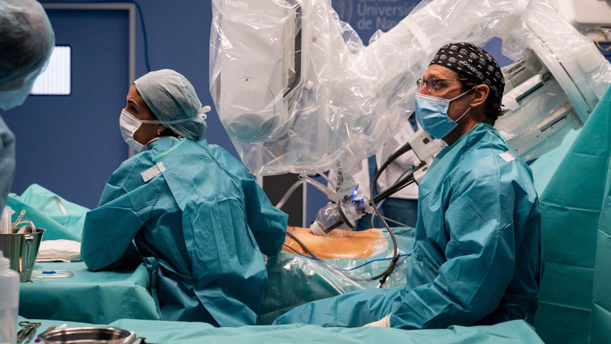 Sistema Da Vinci Single Port en hospital Sistema Da Vinci Single Port en hospital