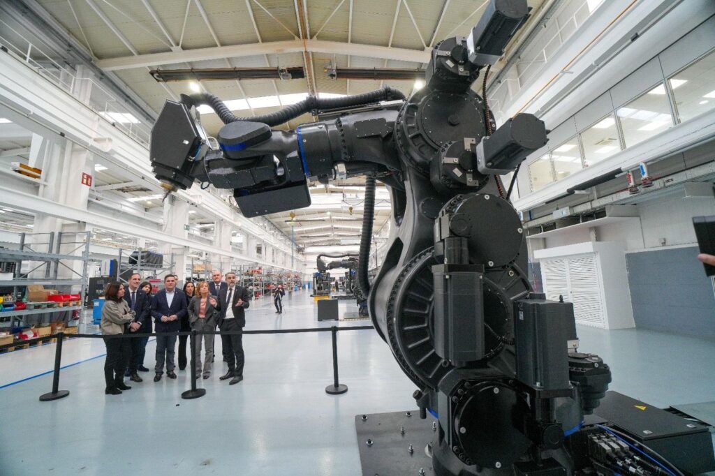 Danobat creará 500 empleos e invertirá 50 millones en nuevos robots industriales