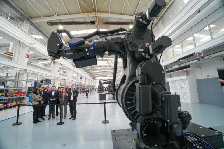 Danobat ще създаде 500 работни места и ще инвестира 50 милиона в нови индустриални роботи