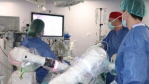 programa de cirugía robótica del Hospital Obispo Polanco