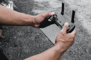 redes en malla y backbone c2 seguro para uav y sistemas autónomos