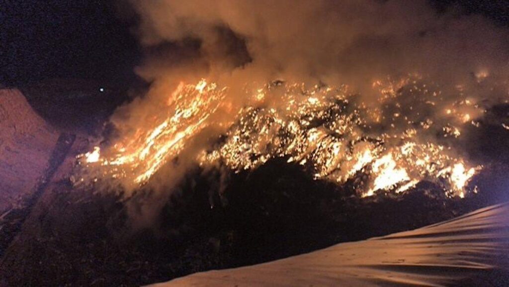 dron para localizar los puntos calientes del incendio en el vertedero de Nájera