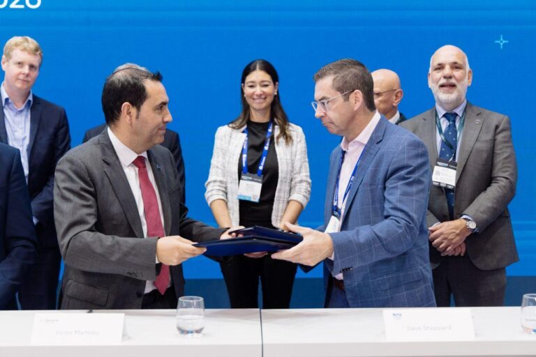 Suministro de drones de Indra para el espacio aéreo canadiense