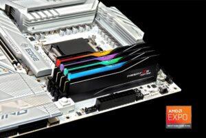 AMD EXPO Ultra Low Latency en placas X670E