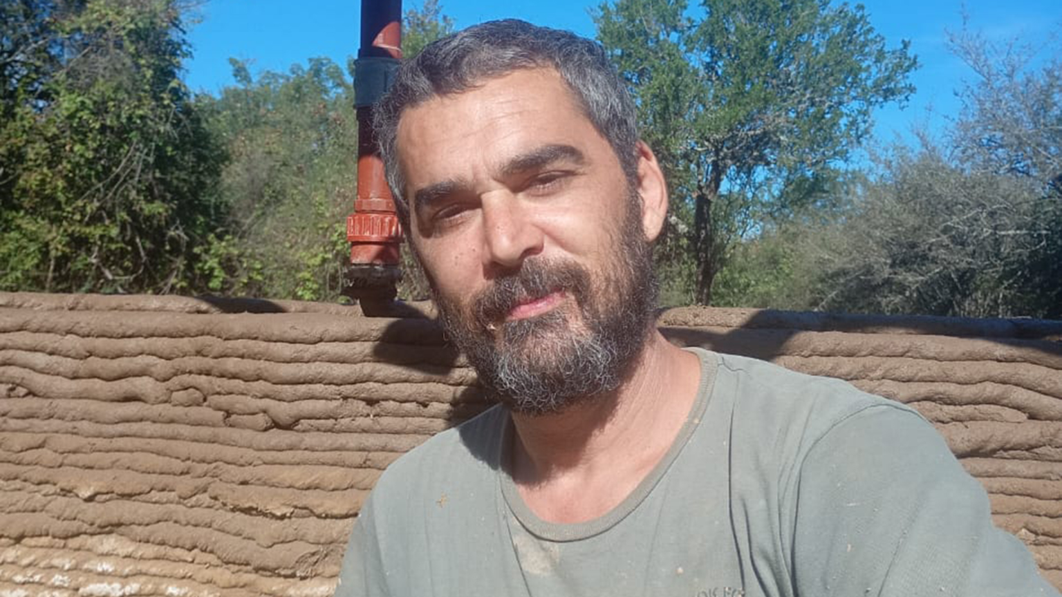 Domos de barro impresos Estructura de domo construida con barro y tecnología 3D