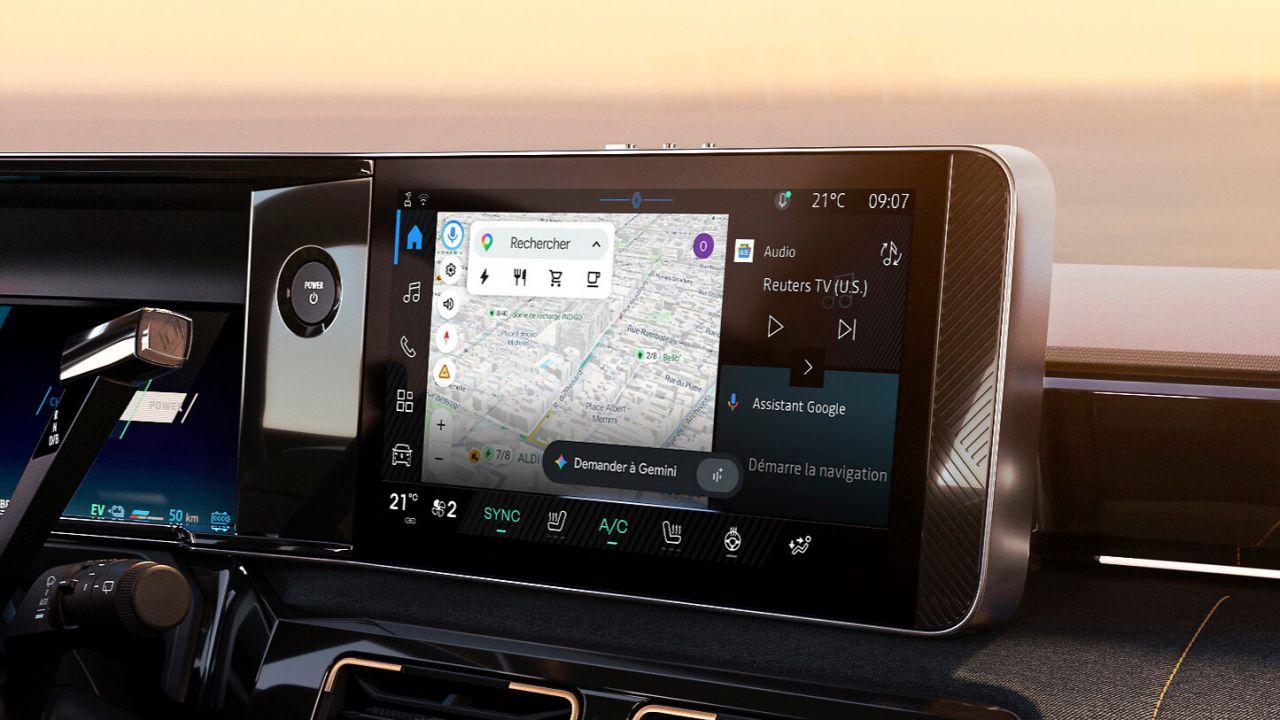 Funciones de IA en el coche Interfaz de usuario de Renault con Gemini