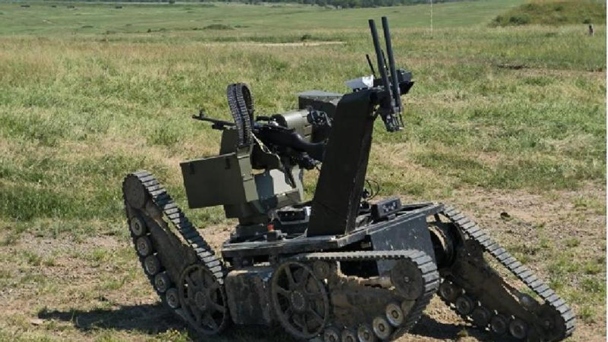 Tecnología robótica del Ejército español Sistemas robóticos militares en campo de batalla