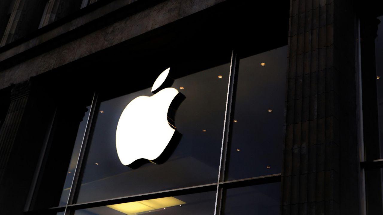 Apple demanda a OpenAI por robo de secretos de hardware Apple demanda a OpenAI por robo de secretos de hardware