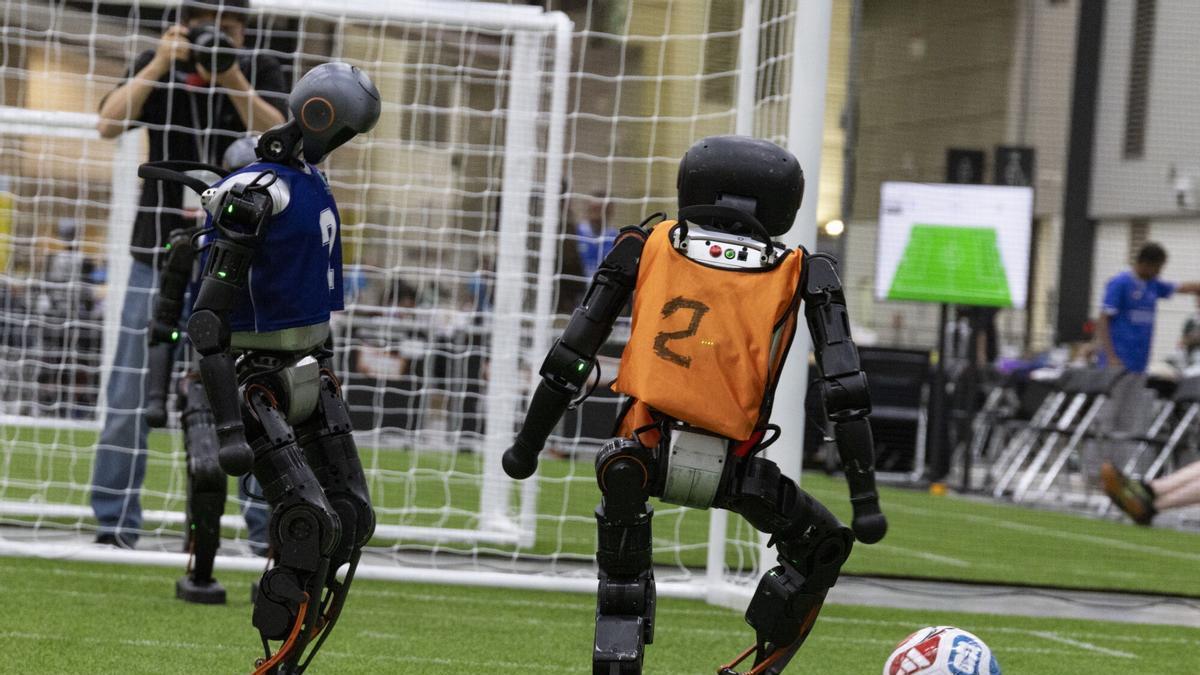 Innovación en hardware robótico Booster T1 Detalle de la tecnologĆa de un robot humanoide