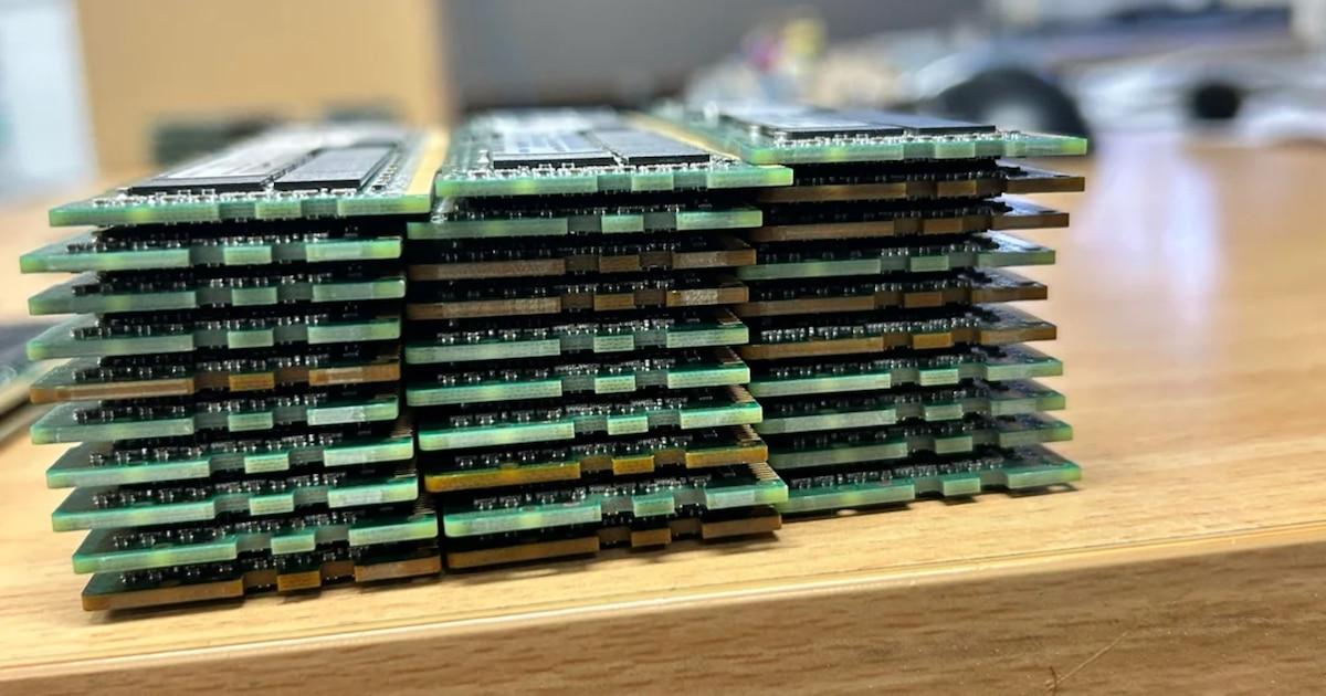Chips de memoria RAM de última generación Chips de memoria RAM apilados